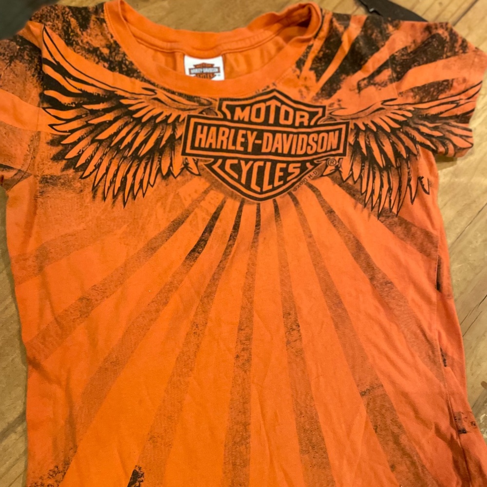 HD WINGS T-SHIRT
